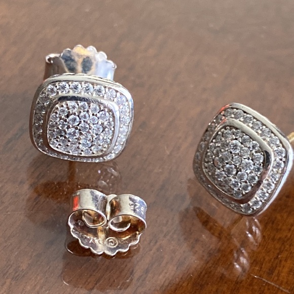 DAVID  YUMAN  Diamond EARRINGS - Picture 5 of 7